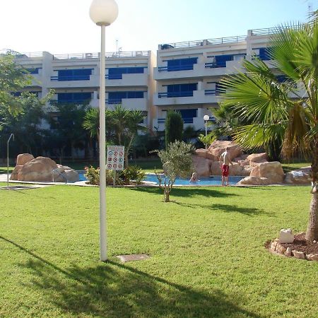 Апартаменты Apartamento En La Calma Con Vistas A La Piscina Аликанте Экстерьер фото