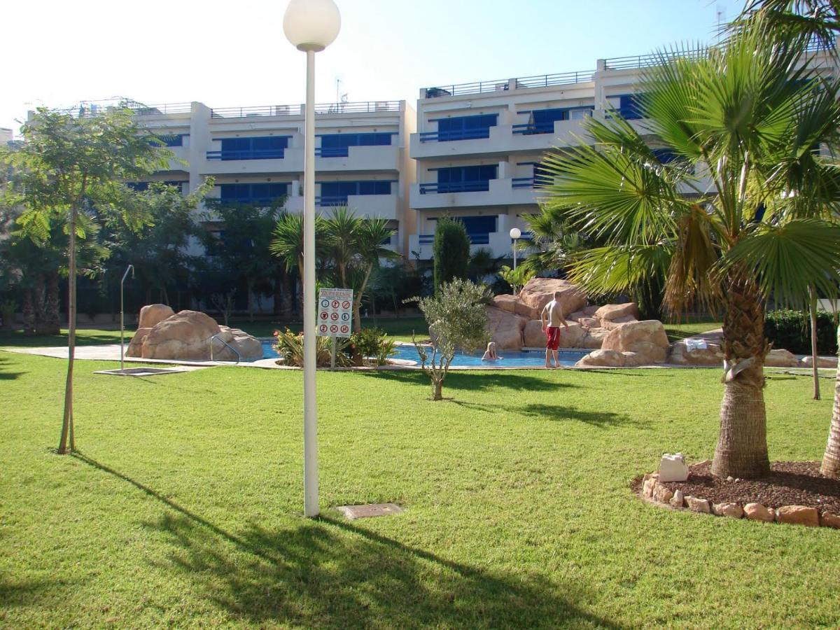 Апартаменты Apartamento En La Calma Con Vistas A La Piscina Аликанте Экстерьер фото