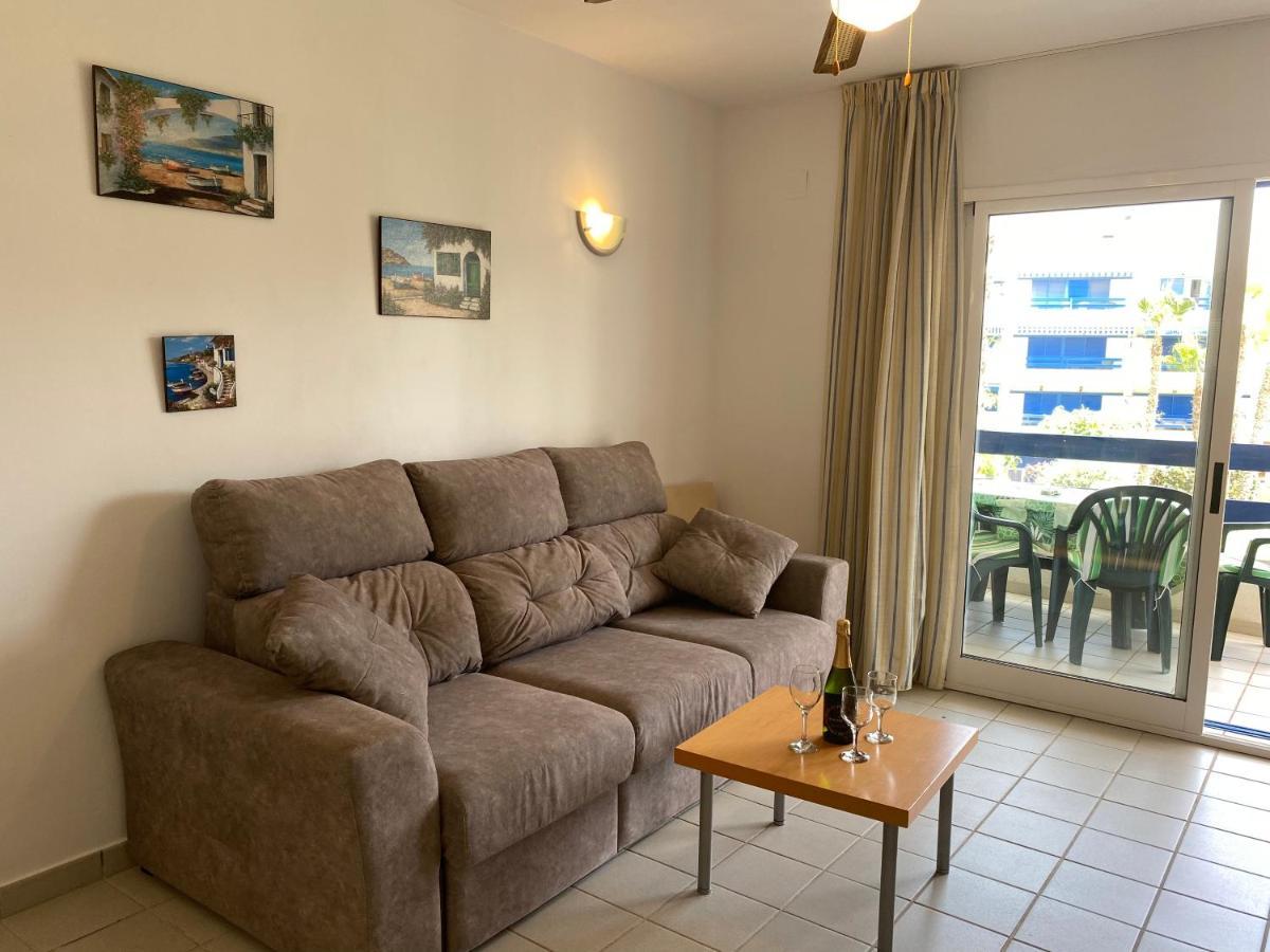 Апартаменты Apartamento En La Calma Con Vistas A La Piscina Аликанте Экстерьер фото