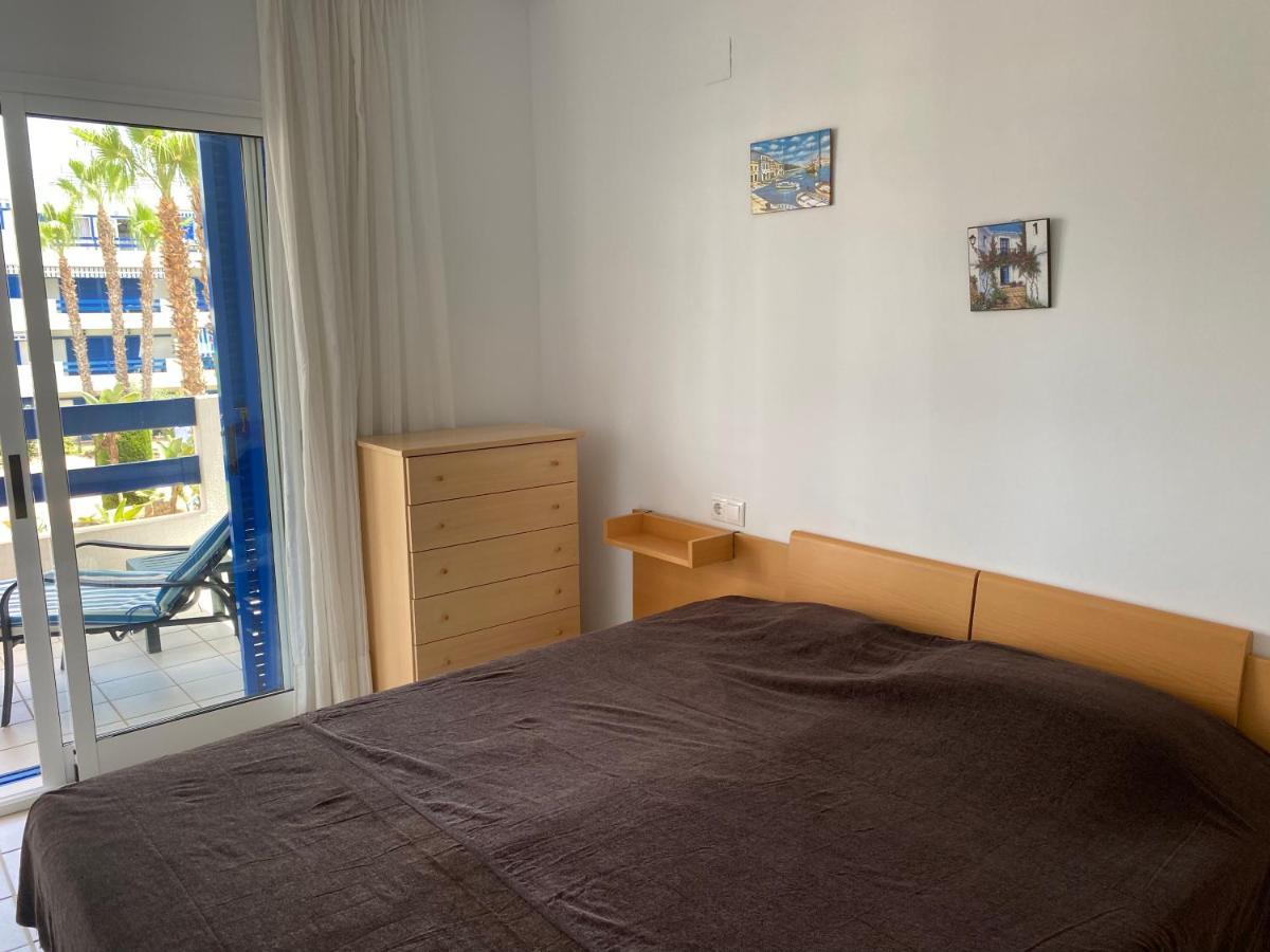 Апартаменты Apartamento En La Calma Con Vistas A La Piscina Аликанте Экстерьер фото